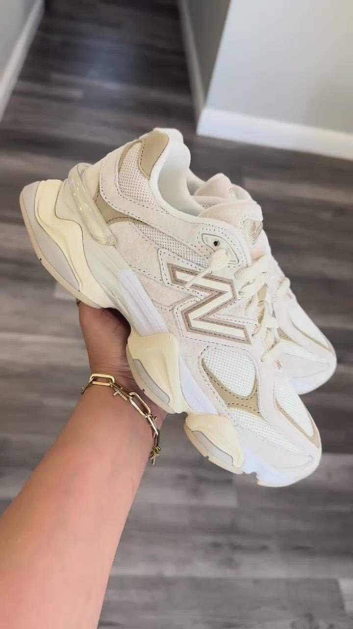 New balance 9060 "Sea Salt" sneakers.